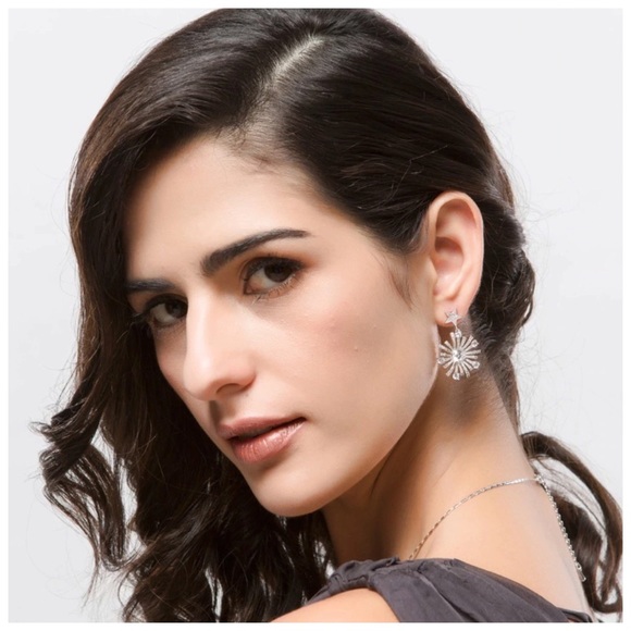 Swarovski Crystals Yaiza Sun Moon Earrings - Picture 3 of 5